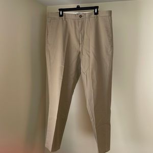 Mens Dockers khakis